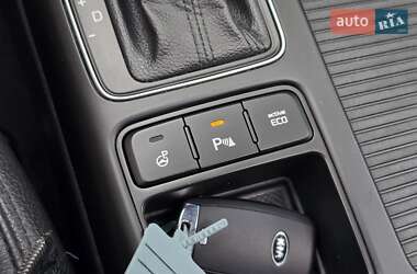 Внедорожник / Кроссовер Kia Sorento 2014 в 