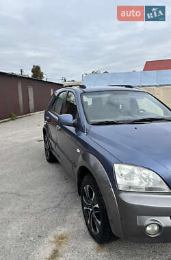 Внедорожник / Кроссовер Kia Sorento 2003 в 