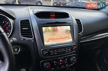 Внедорожник / Кроссовер Kia Sorento 2014 в 