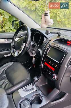 Внедорожник / Кроссовер Kia Sorento 2011 в 