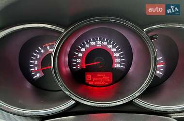 Внедорожник / Кроссовер Kia Sorento 2010 в 