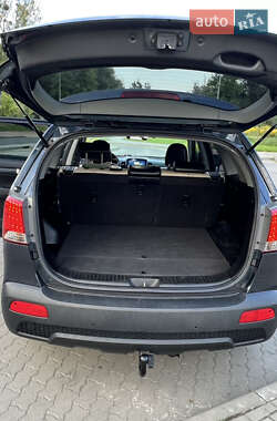 Внедорожник / Кроссовер Kia Sorento 2010 в 