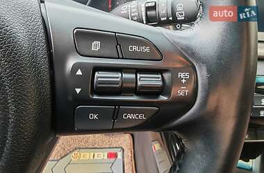 Внедорожник / Кроссовер Kia Sorento 2015 в 