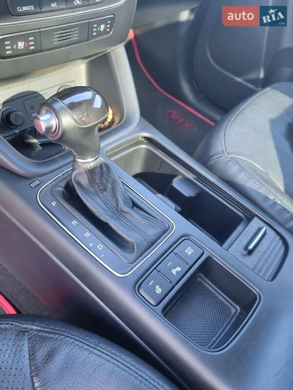 Позашляховик / Кросовер Kia Sorento 2014 в Києві