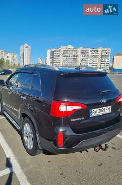 Внедорожник / Кроссовер Kia Sorento 2014 в 