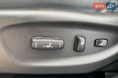 Внедорожник / Кроссовер Kia Sorento 2012 в 