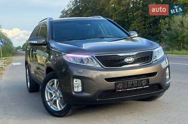 Внедорожник / Кроссовер Kia Sorento 2015 в Дрогобыче