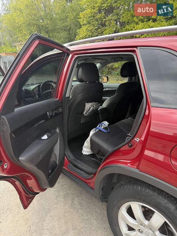 Внедорожник / Кроссовер Kia Sorento 2010 в Днепре