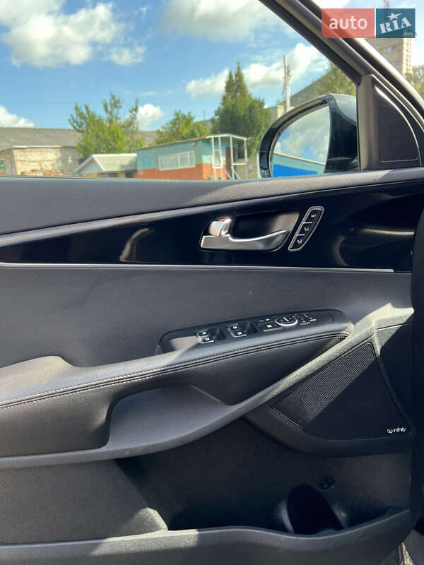 Позашляховик / Кросовер Kia Sorento 2017 в Луцьку фото 18 Позашляховик / Кросовер Kia Sorento 2017 в Луцьку