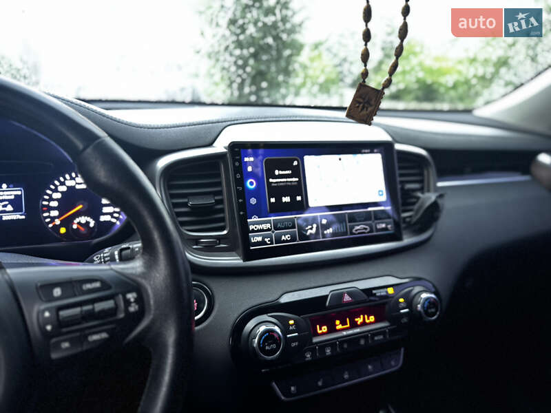 Позашляховик / Кросовер Kia Sorento 2015 в Києві фото 7 Позашляховик / Кросовер Kia Sorento 2015 в Києві