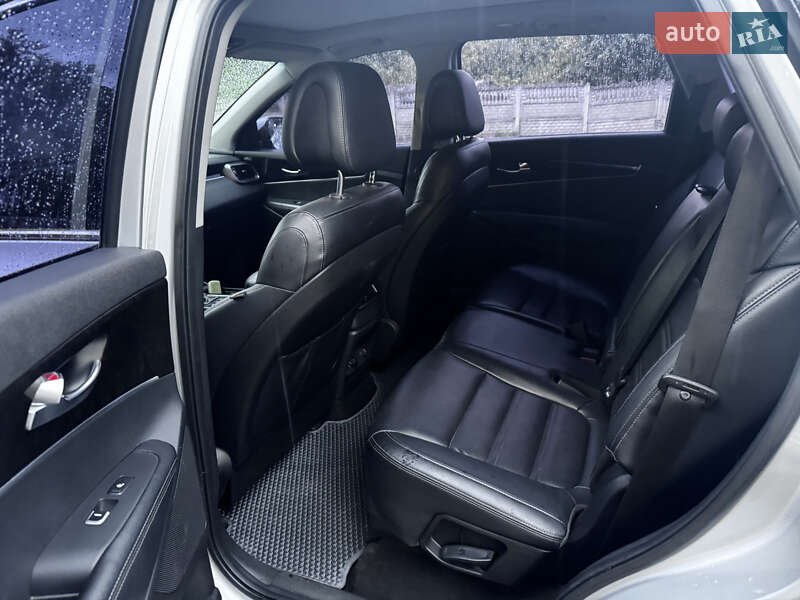 Позашляховик / Кросовер Kia Sorento 2015 в Києві фото 11 Позашляховик / Кросовер Kia Sorento 2015 в Києві
