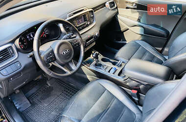 Внедорожник / Кроссовер Kia Sorento 2015 в 