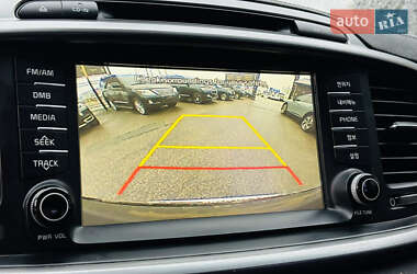 Внедорожник / Кроссовер Kia Sorento 2015 в 