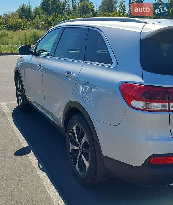Внедорожник / Кроссовер Kia Sorento 2016 в Киеве