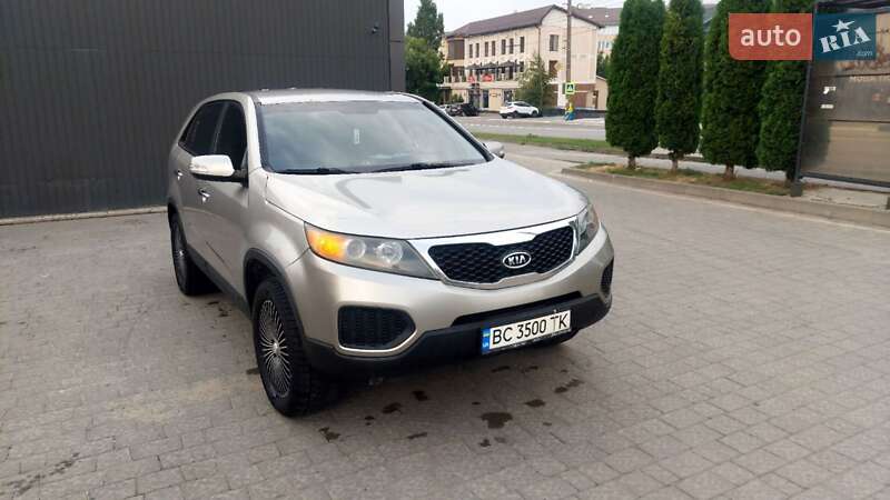 Позашляховик / Кросовер Kia Sorento 2012 в Львові