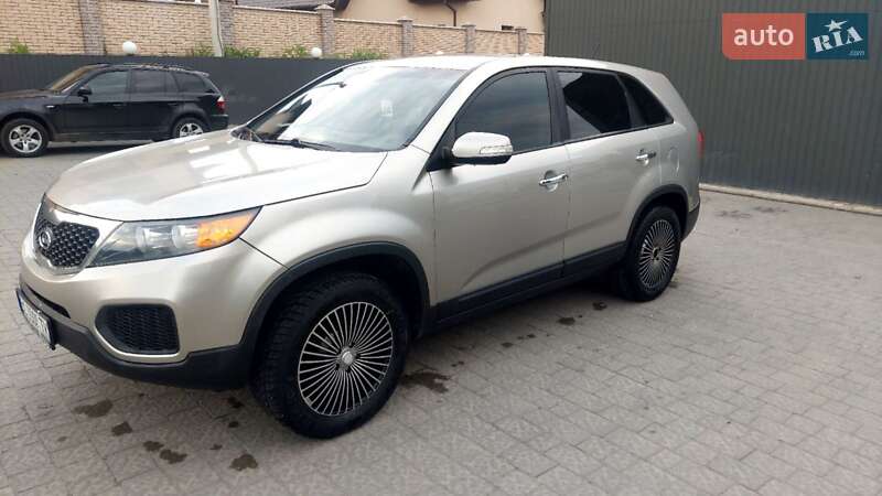 Позашляховик / Кросовер Kia Sorento 2012 в Львові