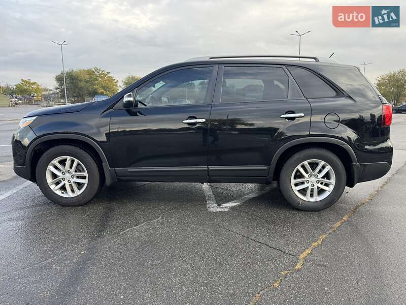 Внедорожник / Кроссовер Kia Sorento 2014 в Днепре