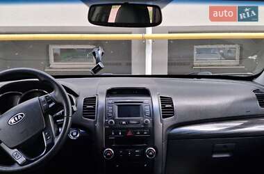 Внедорожник / Кроссовер Kia Sorento 2012 в Ворзеле фото 18 Внедорожник / Кроссовер Kia Sorento 2012 в Ворзеле