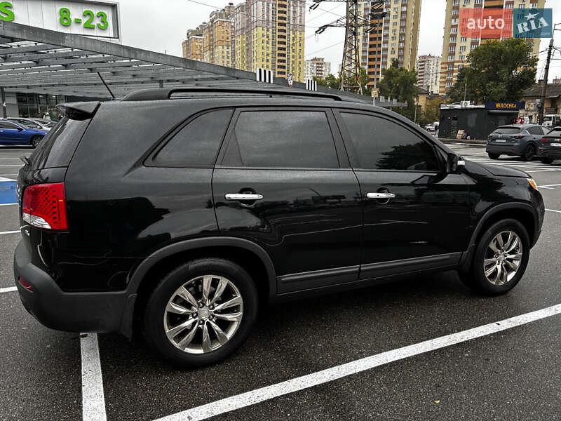 Внедорожник / Кроссовер Kia Sorento 2010 в Киеве