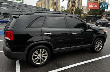 Внедорожник / Кроссовер Kia Sorento 2010 в 