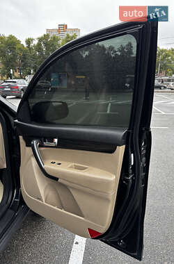 Внедорожник / Кроссовер Kia Sorento 2010 в 