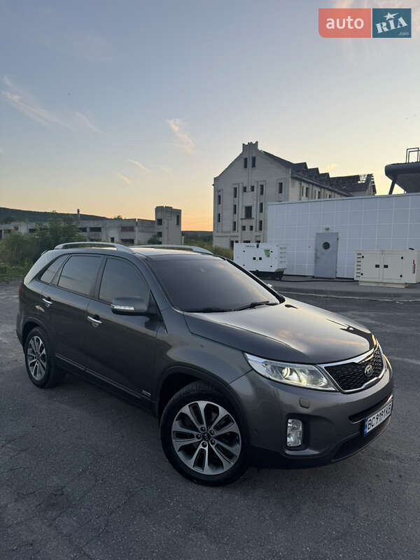 Внедорожник / Кроссовер Kia Sorento 2014 в Золочеве