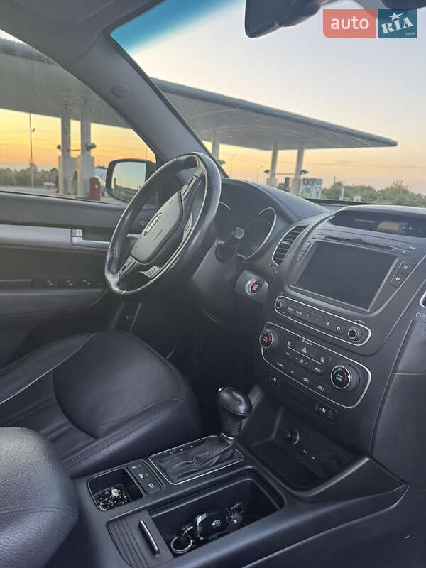 Внедорожник / Кроссовер Kia Sorento 2014 в Золочеве