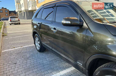 Внедорожник / Кроссовер Kia Sorento 2011 в 
