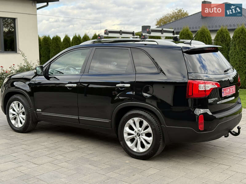 Внедорожник / Кроссовер Kia Sorento 2013 в Ровно