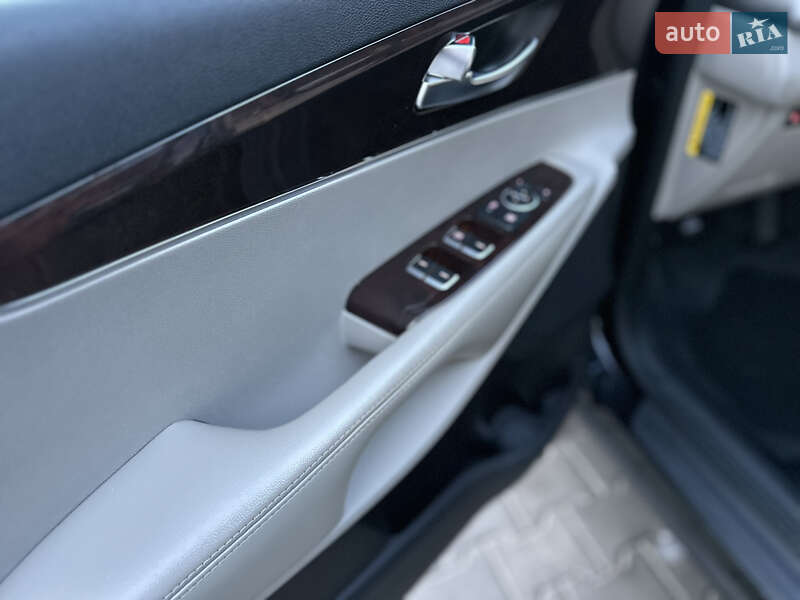 Внедорожник / Кроссовер Kia Sorento 2015 в Владимире
