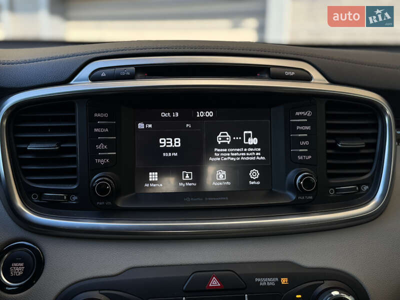 Позашляховик / Кросовер Kia Sorento 2016 в Києві