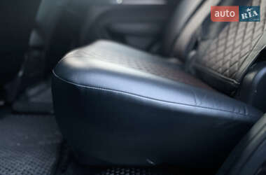 Позашляховик / Кросовер Kia Sorento 2012 в  фото 36 Позашляховик / Кросовер Kia Sorento 2012 в