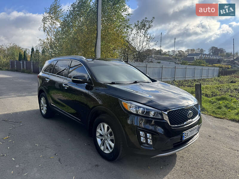 Позашляховик / Кросовер Kia Sorento 2015 в Львові