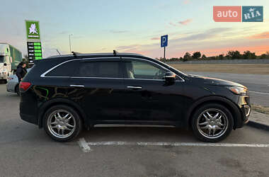Позашляховик / Кросовер Kia Sorento 2015 в 