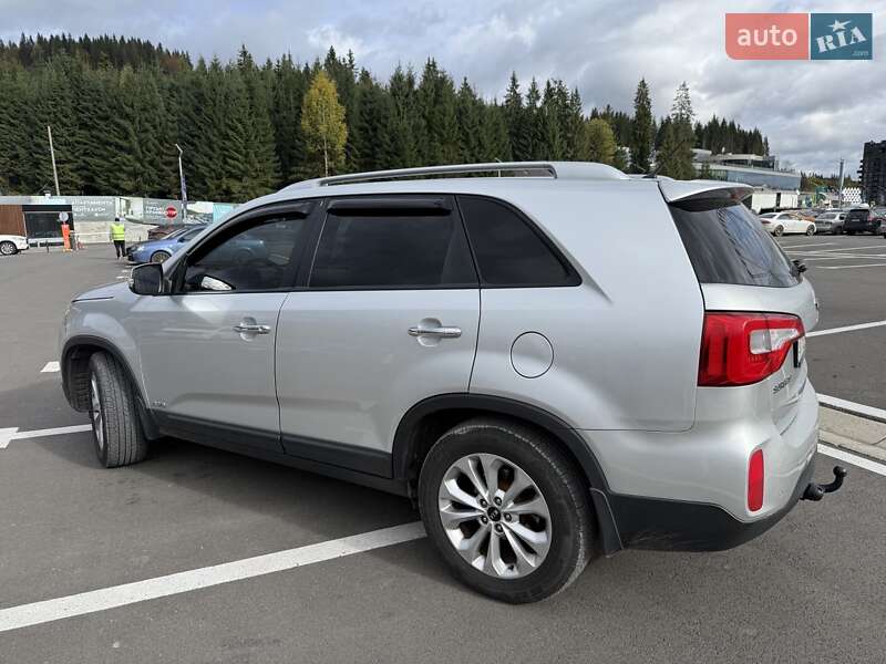 Позашляховик / Кросовер Kia Sorento 2013 в Івано-Франківську