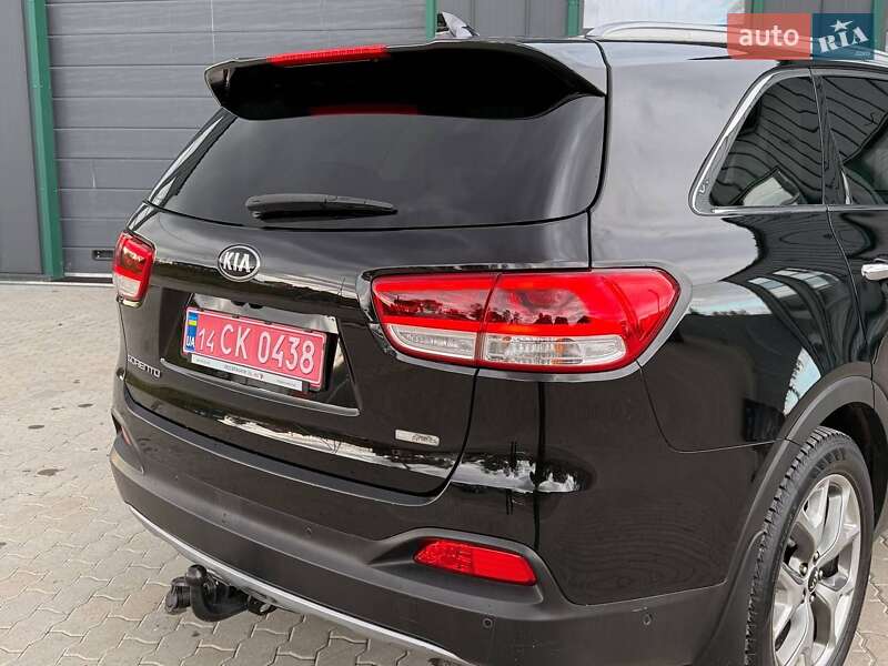 Внедорожник / Кроссовер Kia Sorento 2016 в Ивано-Франковске