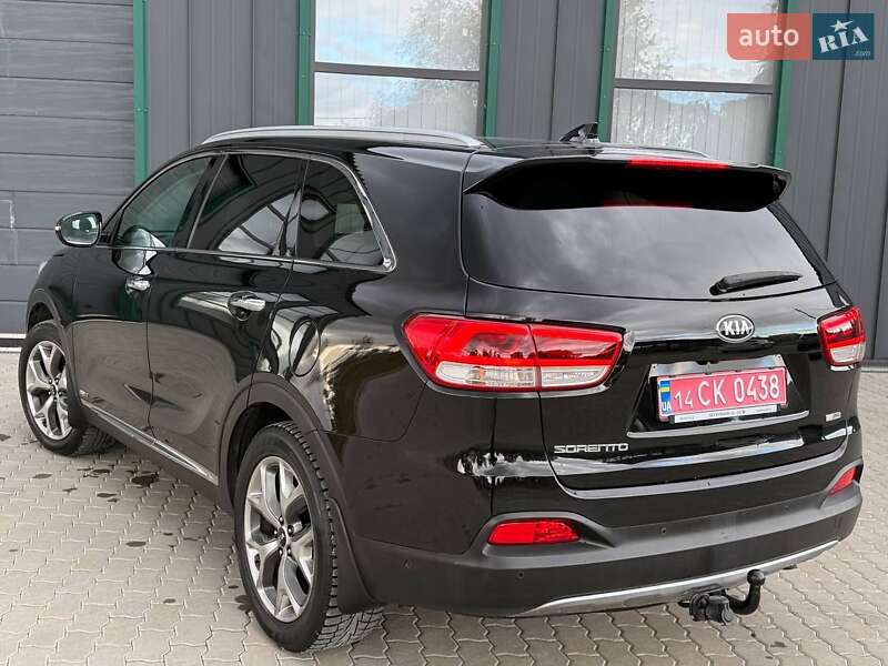 Внедорожник / Кроссовер Kia Sorento 2016 в Ивано-Франковске