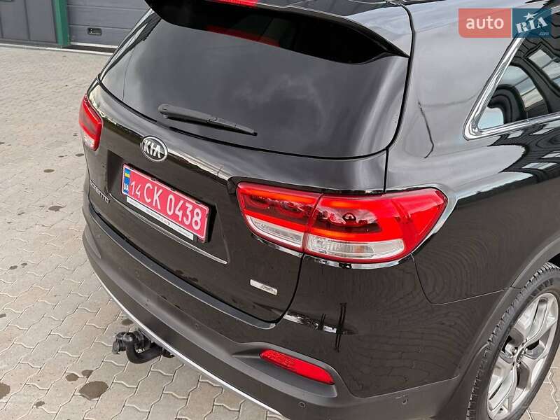 Внедорожник / Кроссовер Kia Sorento 2016 в Ивано-Франковске