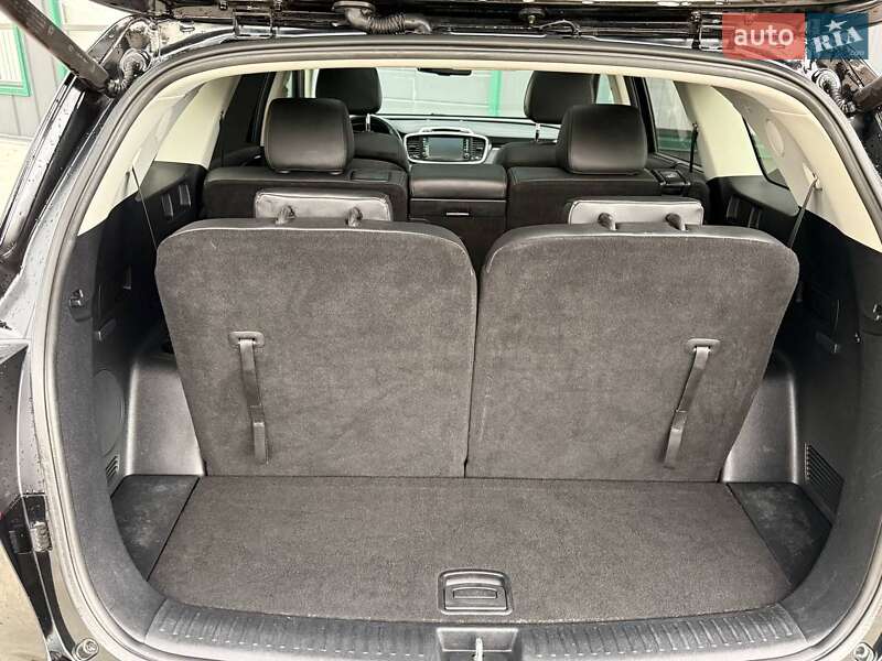 Внедорожник / Кроссовер Kia Sorento 2016 в Ивано-Франковске