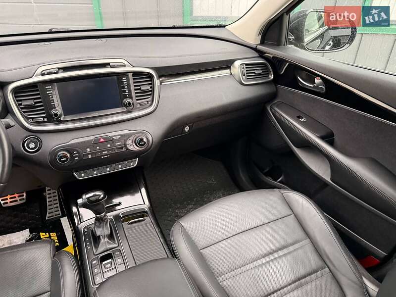 Внедорожник / Кроссовер Kia Sorento 2016 в Ивано-Франковске