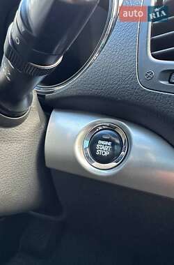 Внедорожник / Кроссовер Kia Sorento 2012 в 