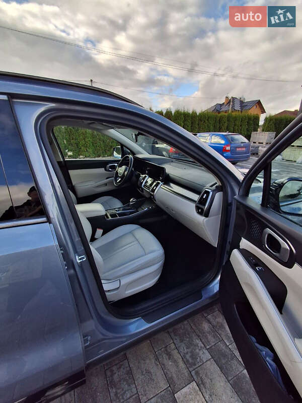 Позашляховик / Кросовер Kia Sorento 2022 в Луцьку