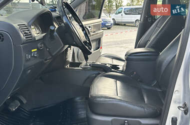 Внедорожник / Кроссовер Kia Sorento 2006 в 