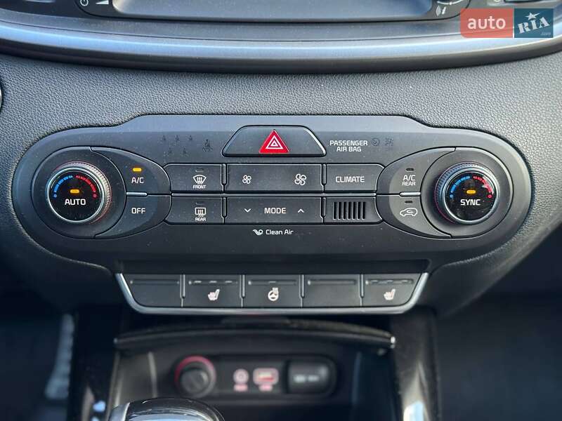 Внедорожник / Кроссовер Kia Sorento 2015 в Киеве фото 29 Внедорожник / Кроссовер Kia Sorento 2015 в Киеве