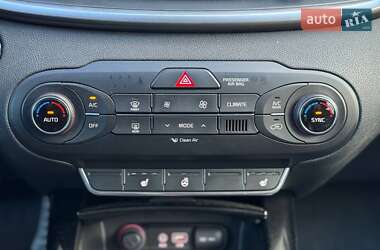 Внедорожник / Кроссовер Kia Sorento 2015 в 