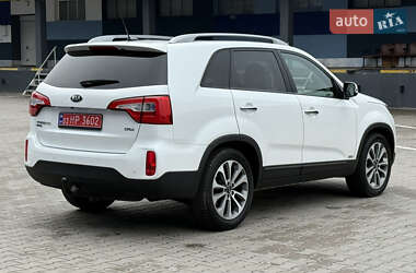 Позашляховик / Кросовер Kia Sorento 2015 в 