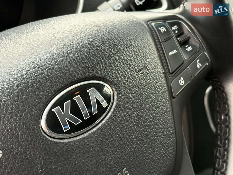 Внедорожник / Кроссовер Kia Sorento 2015 в Ровно