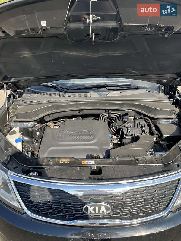 Внедорожник / Кроссовер Kia Sorento 2013 в Новониколаевке фото 15 Внедорожник / Кроссовер Kia Sorento 2013 в Новониколаевке
