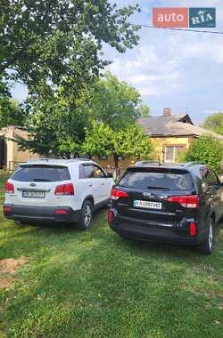 Позашляховик / Кросовер Kia Sorento 2013 в 