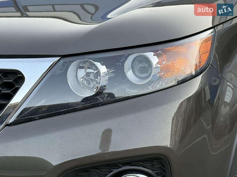 Внедорожник / Кроссовер Kia Sorento 2012 в Ровно